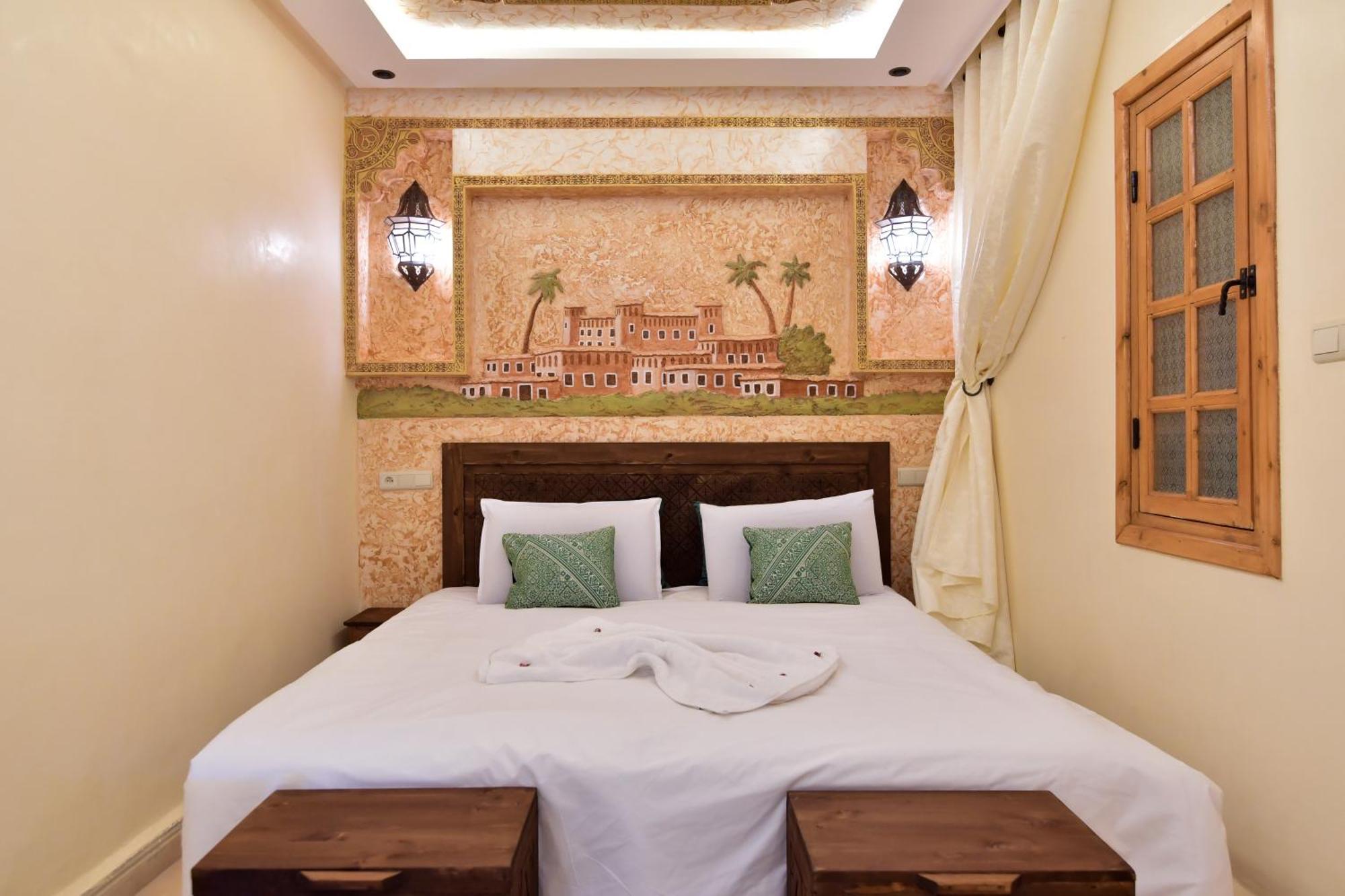 Dar Chams Ouarzazate Hotel Bagian luar foto