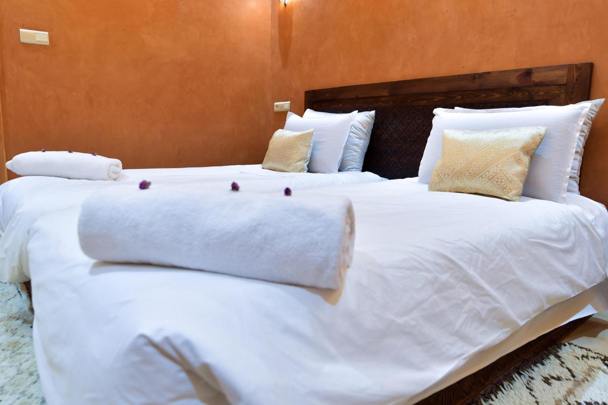 Dar Chams Ouarzazate Hotel Bagian luar foto