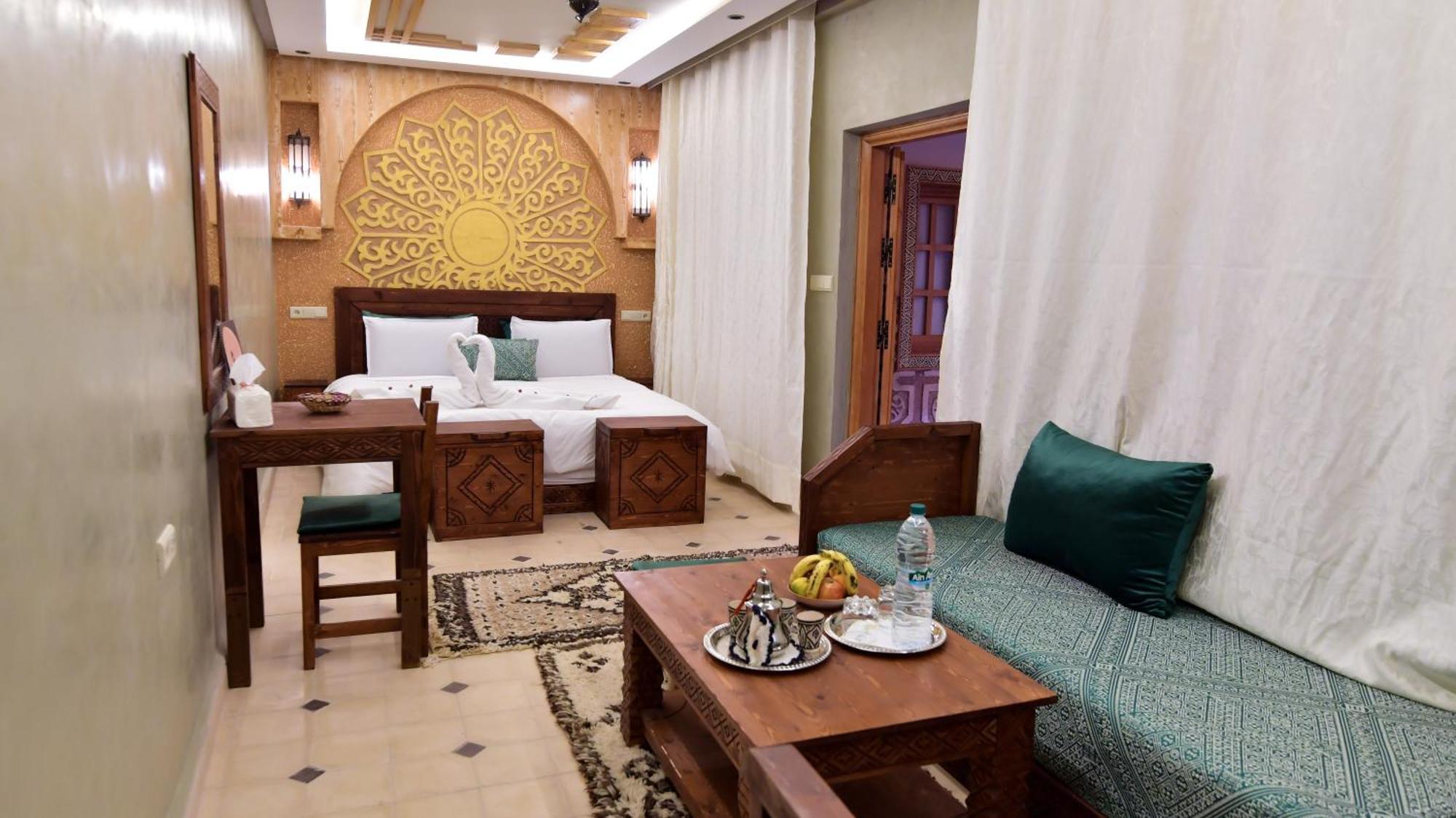 Dar Chams Ouarzazate Hotel Bagian luar foto
