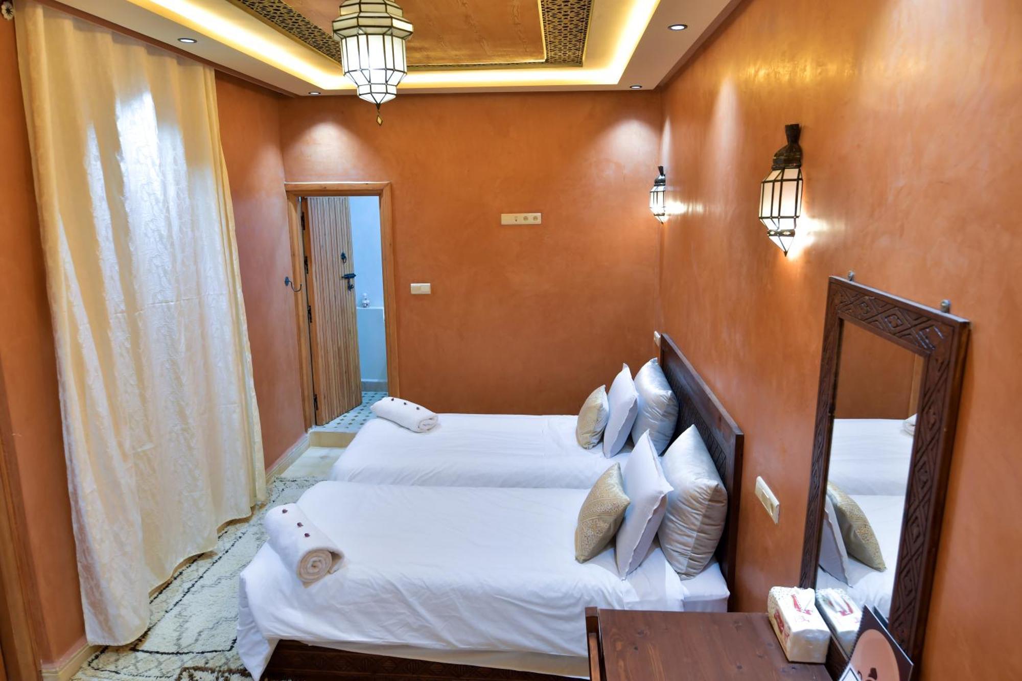 Dar Chams Ouarzazate Hotel Bagian luar foto